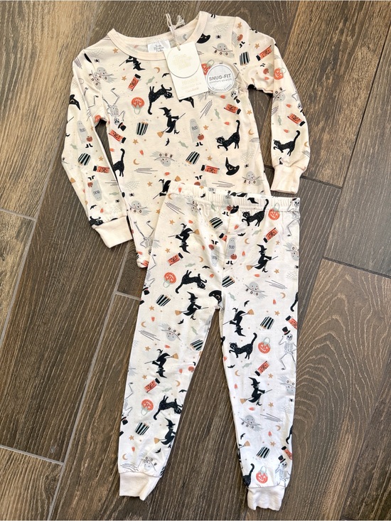 Tres Beau et Belle Other - Tres Beau et Belle Kids’ Modal Halloween 2-Piece Pajama Set—2T